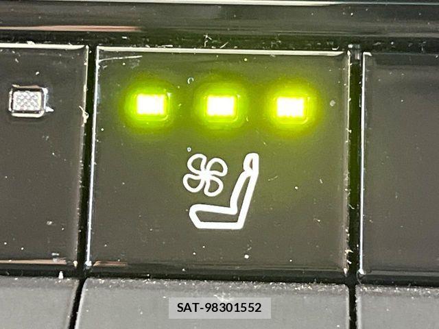 Toyota PRIUS 2024-02 7223839-5