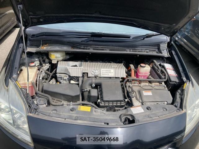 Toyota PRIUS 2015-02 7223683-19