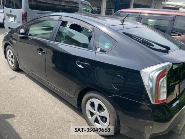 Toyota PRIUS 2015-02 7223683-2