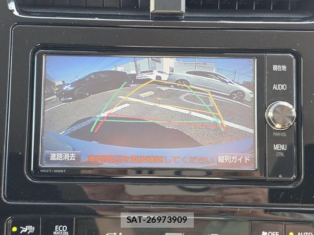 Toyota PRIUS 2016-05 7251955-11
