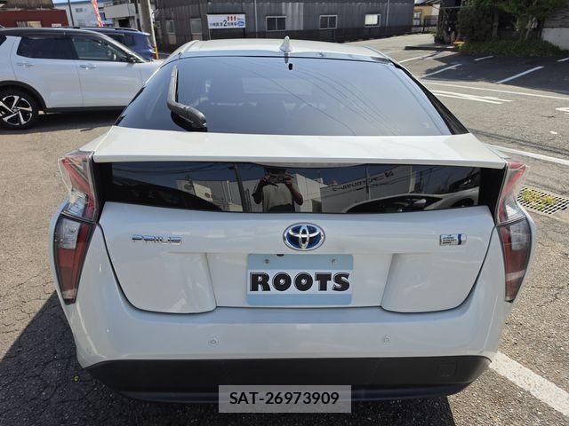 Toyota PRIUS 2016-05 7251955-2