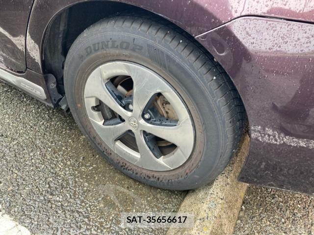 Toyota PRIUS 2013-03 7250110-5