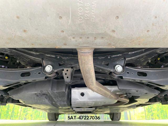 Toyota PRIUS 2023-03 7250659-18
