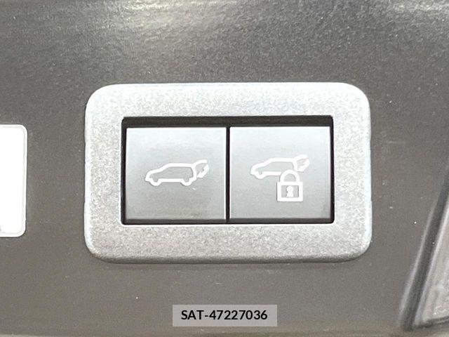 Toyota PRIUS 2023-03 7250659-6