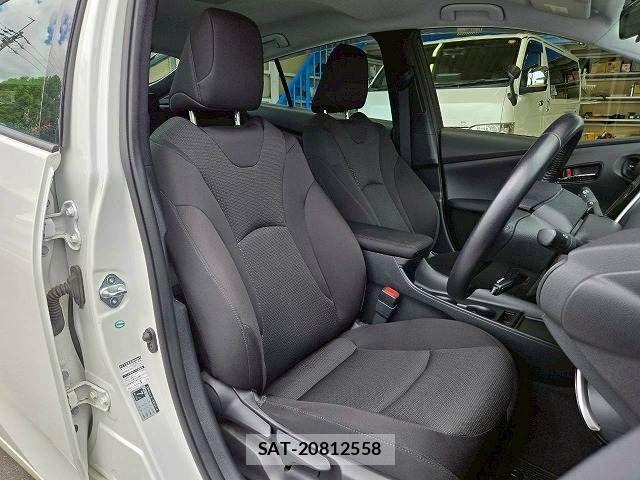 Toyota PRIUS 2019-07 7251939-10