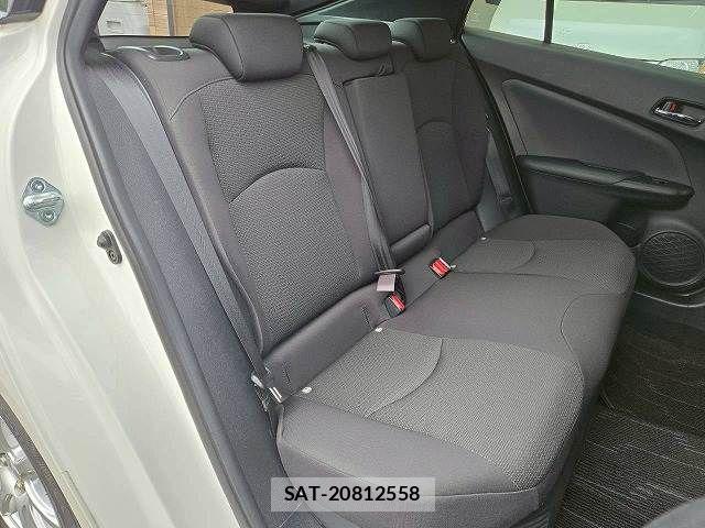 Toyota PRIUS 2019-07 7251939-11