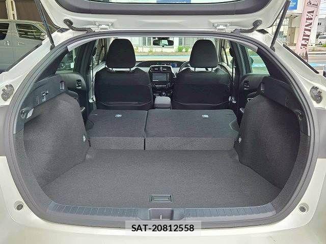 Toyota PRIUS 2019-07 7251939-12