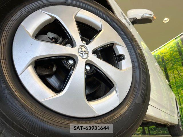 Toyota PRIUS 2013-01 7251959-12