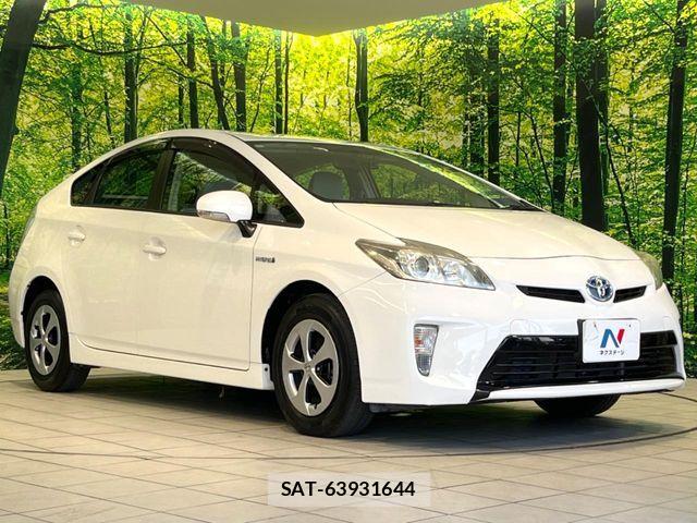Toyota PRIUS 2013-01 7251959-15