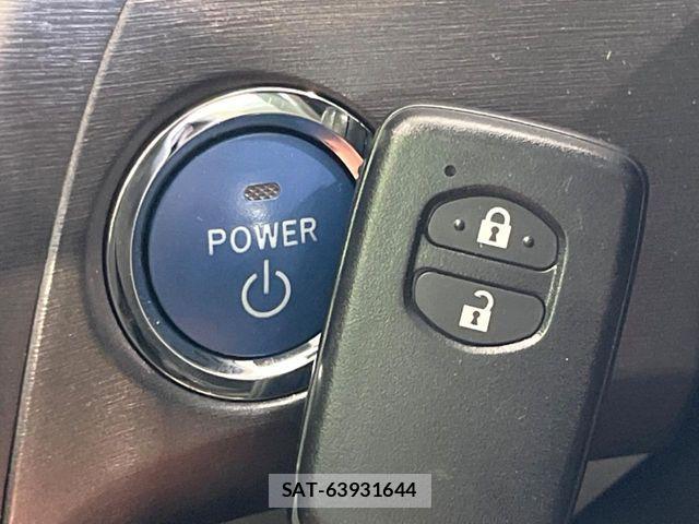 Toyota PRIUS 2013-01 7251959-4