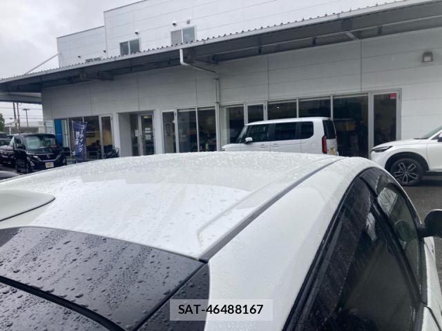 Toyota PRIUS 2018-09 7251944-6