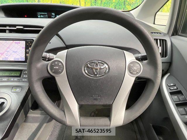 Toyota PRIUS 2011-12 7250685-10