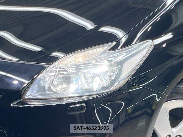 Toyota PRIUS 2011-12 7250685-11