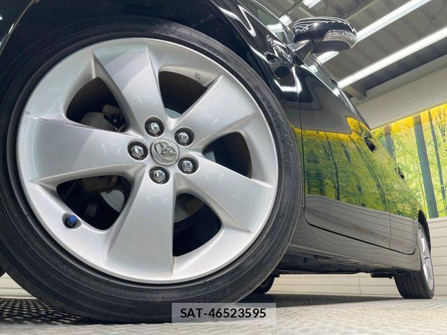 Toyota PRIUS 2011-12 7250685-12