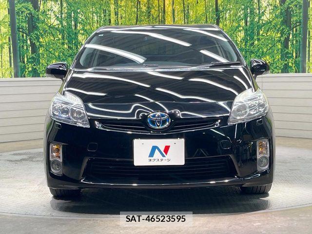 Toyota PRIUS 2011-12 7250685-13