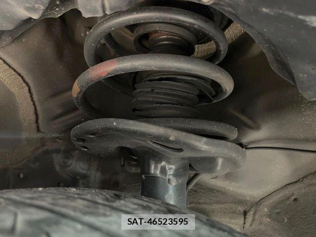 Toyota PRIUS 2011-12 7250685-19