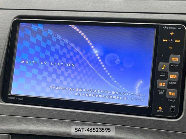 Toyota PRIUS 2011-12 7250685-2