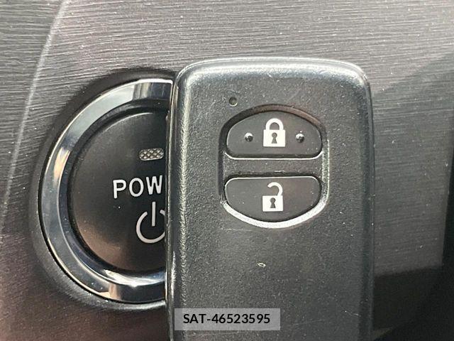 Toyota PRIUS 2011-12 7250685-4