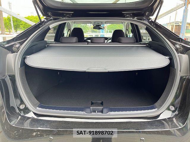 Toyota PRIUS 2017-02 7250681-20