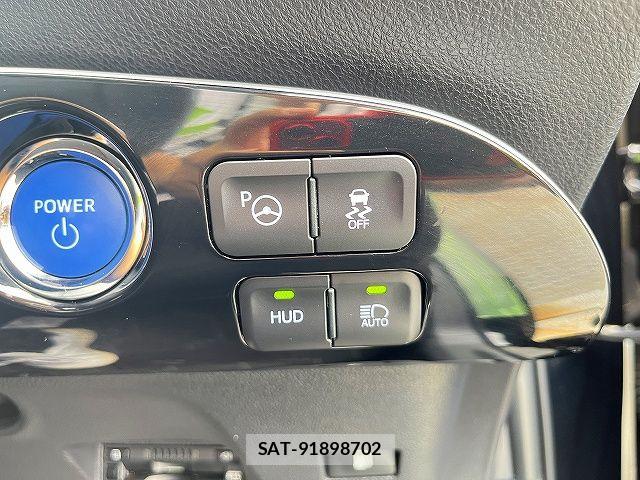 Toyota PRIUS 2017-02 7250681-21