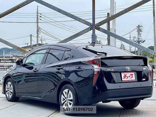 Toyota PRIUS 2017-02 7250681-8