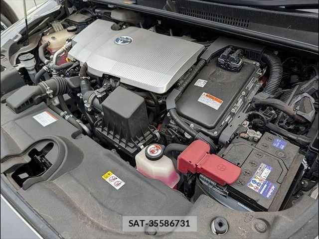 Toyota PRIUS 2017-04 7251942-17