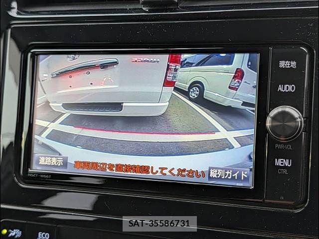 Toyota PRIUS 2017-04 7251942-3