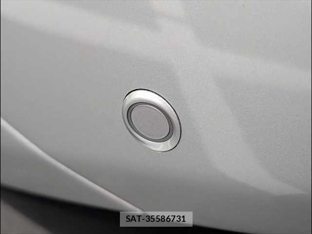 Toyota PRIUS 2017-04 7251942-8