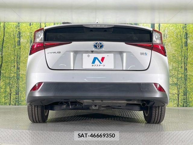 Toyota PRIUS 2019-06 7251943-14
