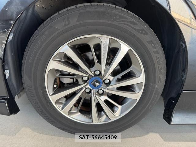 Toyota PRIUS 2016-05 7251947-8