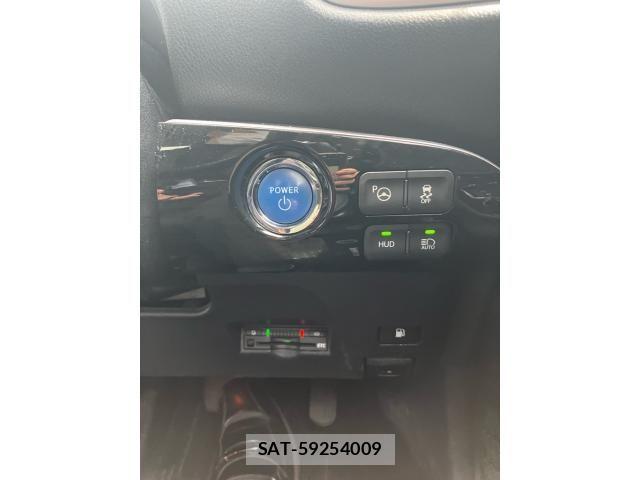 Toyota PRIUS 2016-06 7251951-16