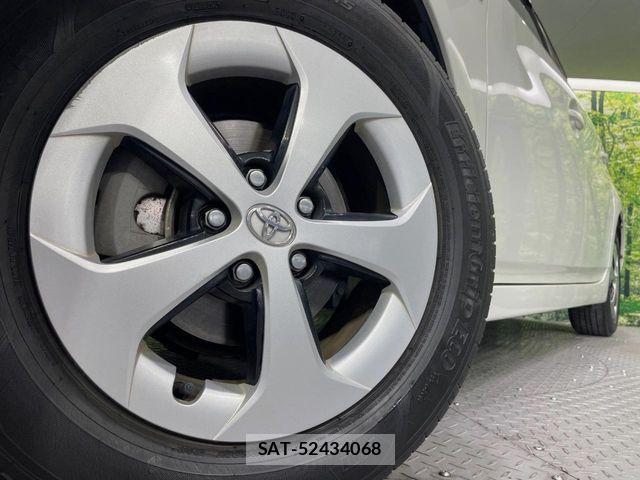 Toyota PRIUS 2013-05 7250362-12