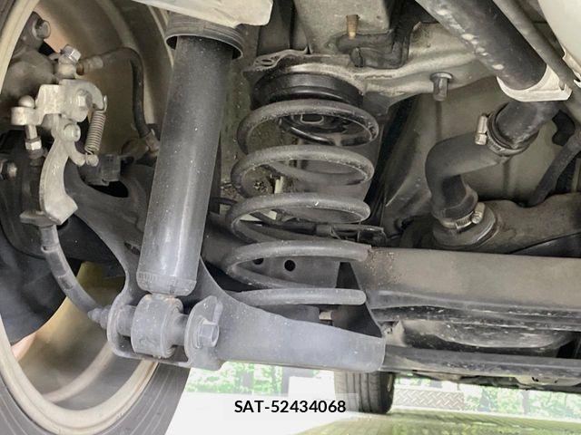 Toyota PRIUS 2013-05 7250362-19
