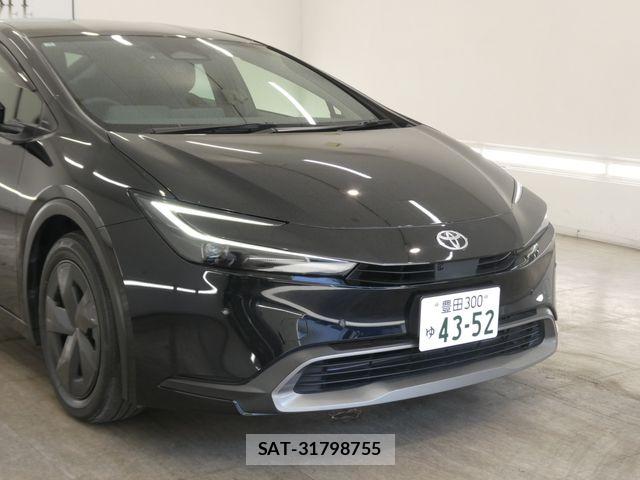 Toyota PRIUS 2023-04 7250476-9