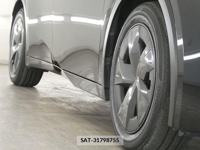 Toyota PRIUS 2023-04 7250476-10