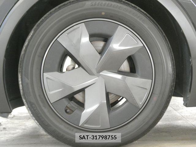 Toyota PRIUS 2023-04 7250476-12