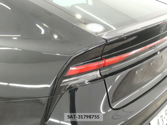 Toyota PRIUS 2023-04 7250476-14