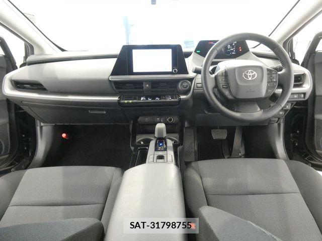 Toyota PRIUS 2023-04 7250476-2