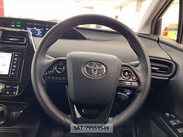 Toyota PRIUS 2019-04 7251948-9
