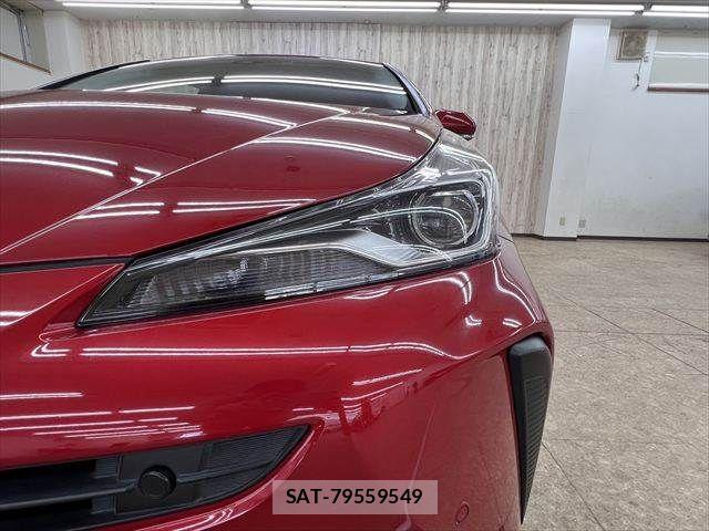 Toyota PRIUS 2019-04 7251948-19
