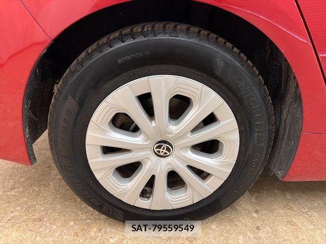 Toyota PRIUS 2019-04 7251948-23