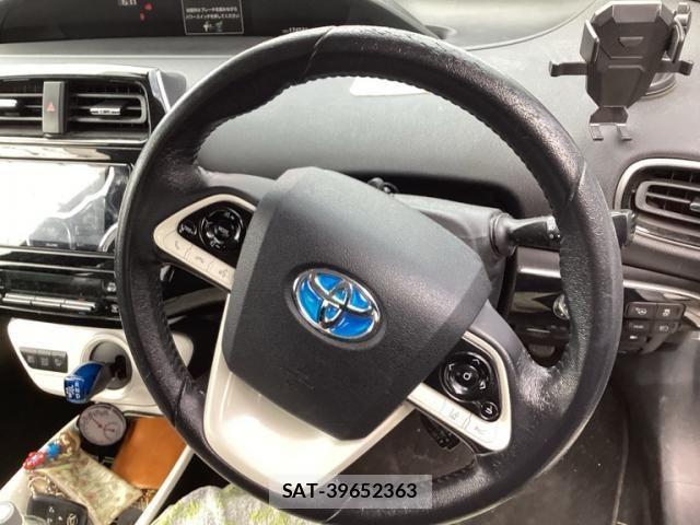 Toyota PRIUS 2017-04 7250114-13