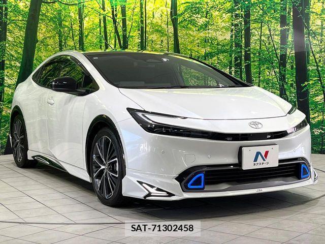 Toyota PRIUS 2023-10 7251924-15