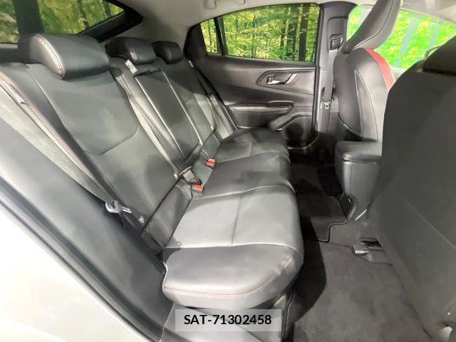 Toyota PRIUS 2023-10 7251924-8
