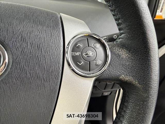 Toyota PRIUS 2013-07 7251956-22