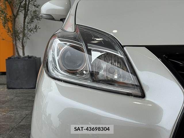Toyota PRIUS 2013-07 7251956-28