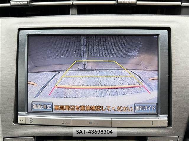 Toyota PRIUS 2013-07 7251956-2