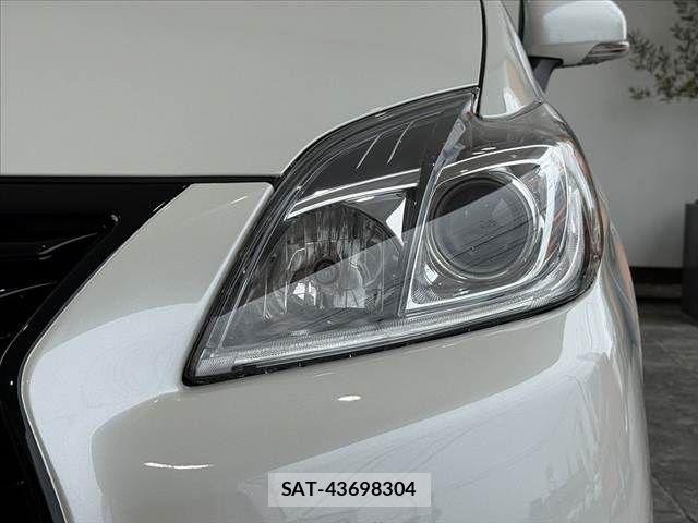Toyota PRIUS 2013-07 7251956-29