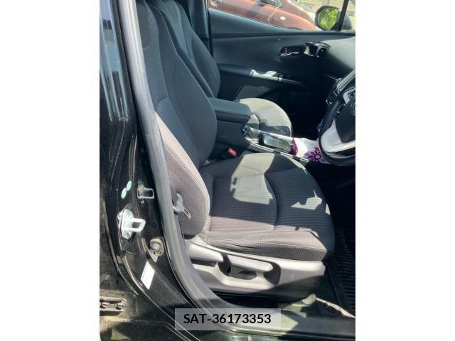 Toyota PRIUS 2017-07 7251949-13