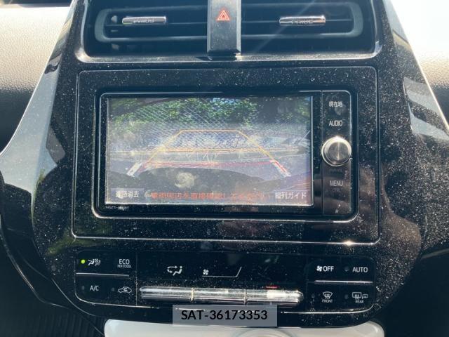 Toyota PRIUS 2017-07 7251949-25